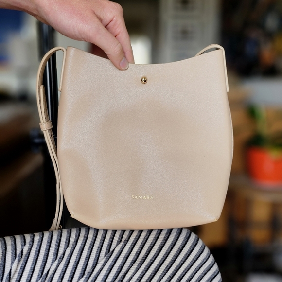 Samara Handbags - Samara Vegan Leather Small Shoulder Bag‎